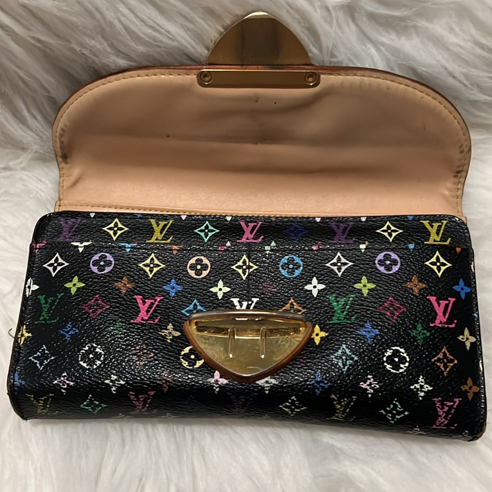Louis Vuitton wallet, used, but still has a lot of life. 100% authentic. MI0068 - Picture 8 of 16